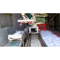 平板高栏货车半挂装车机，粮食建材化工粉料颗粒料装车机器人