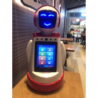 独居老人居家护理八大时光点全覆盖江智小暖心机器人